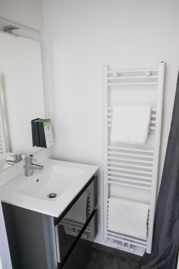 Travelease - Midi Bed and Breakfast Anderlecht Exteriör bild