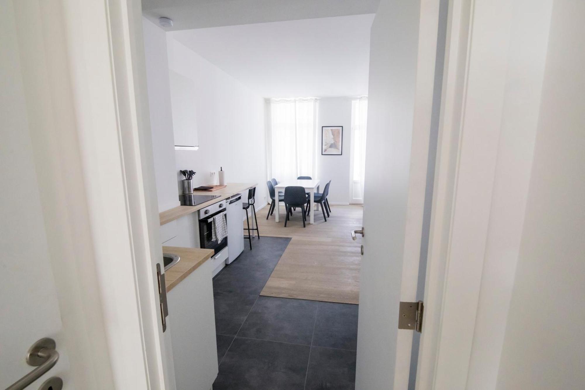 Travelease - Midi Bed and Breakfast Anderlecht Exteriör bild