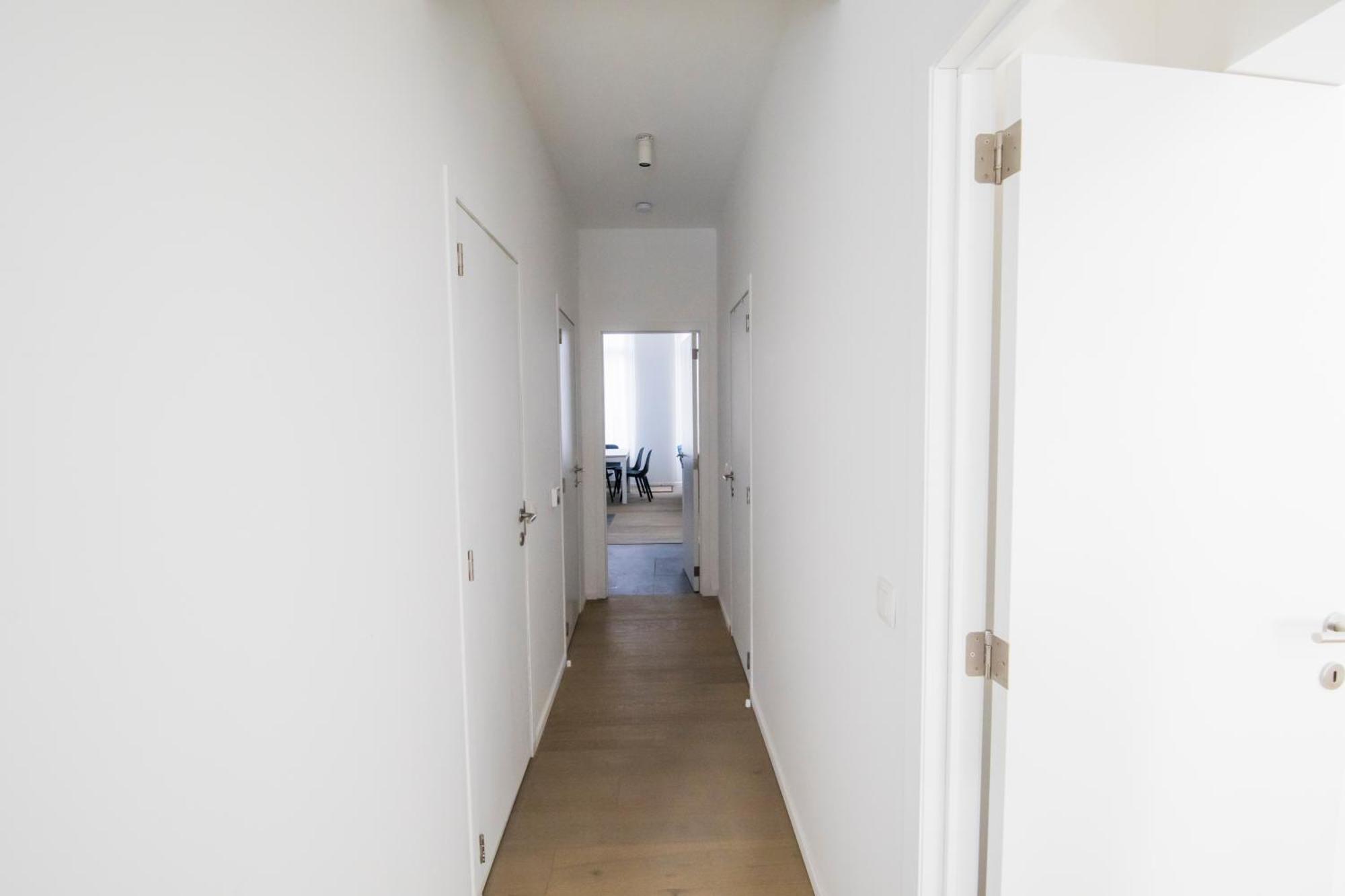 Travelease - Midi Bed and Breakfast Anderlecht Exteriör bild