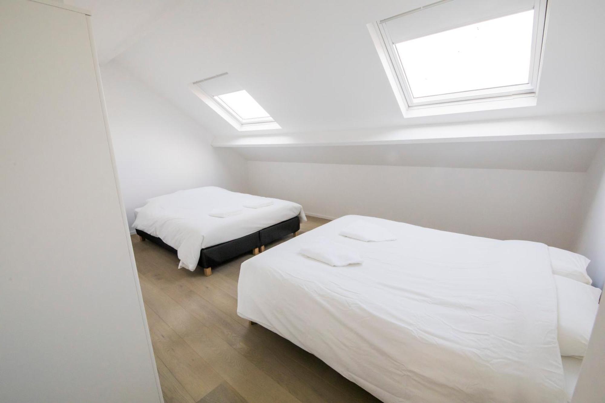 Travelease - Midi Bed and Breakfast Anderlecht Exteriör bild